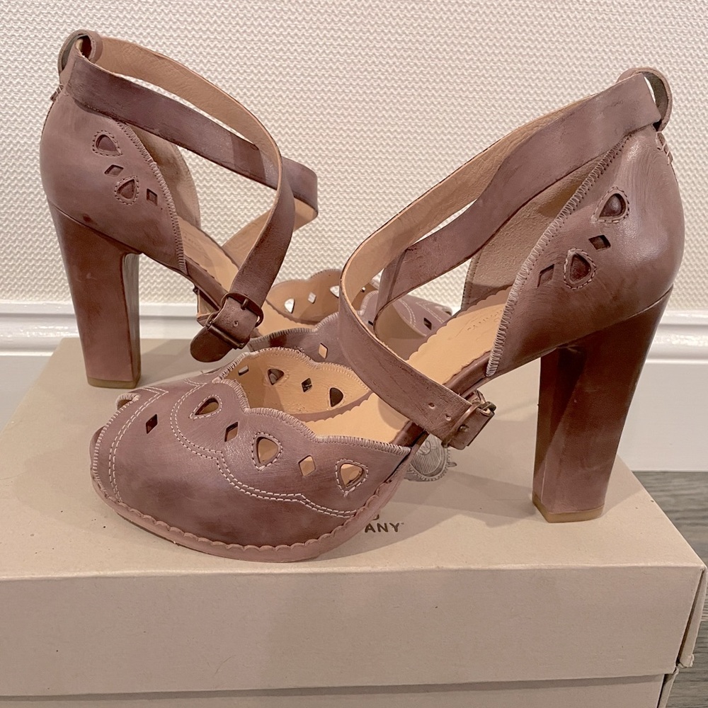 Timberland Boot Company Marge Heels, W size 10